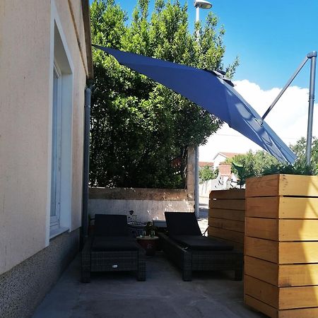 Haeuschen Am Meer Vodice Exterior foto